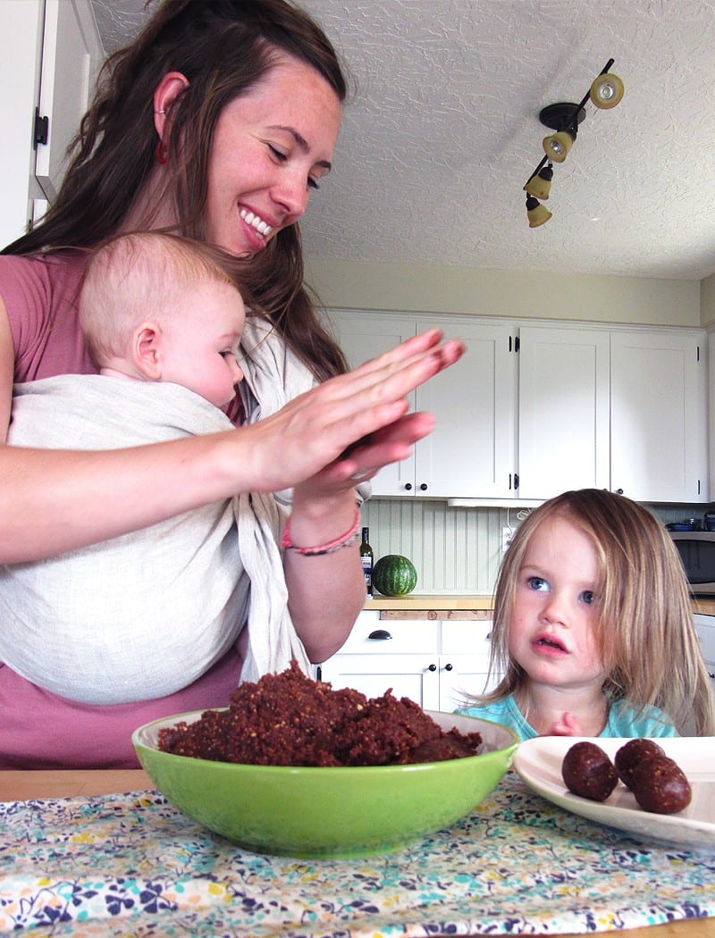 how to manage the chaos of cooking with kids