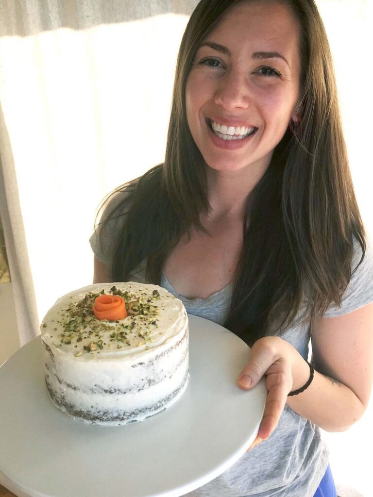 carrot cake with greek yogurt cream cheese frosting (gluten free, grain free, low sugar)