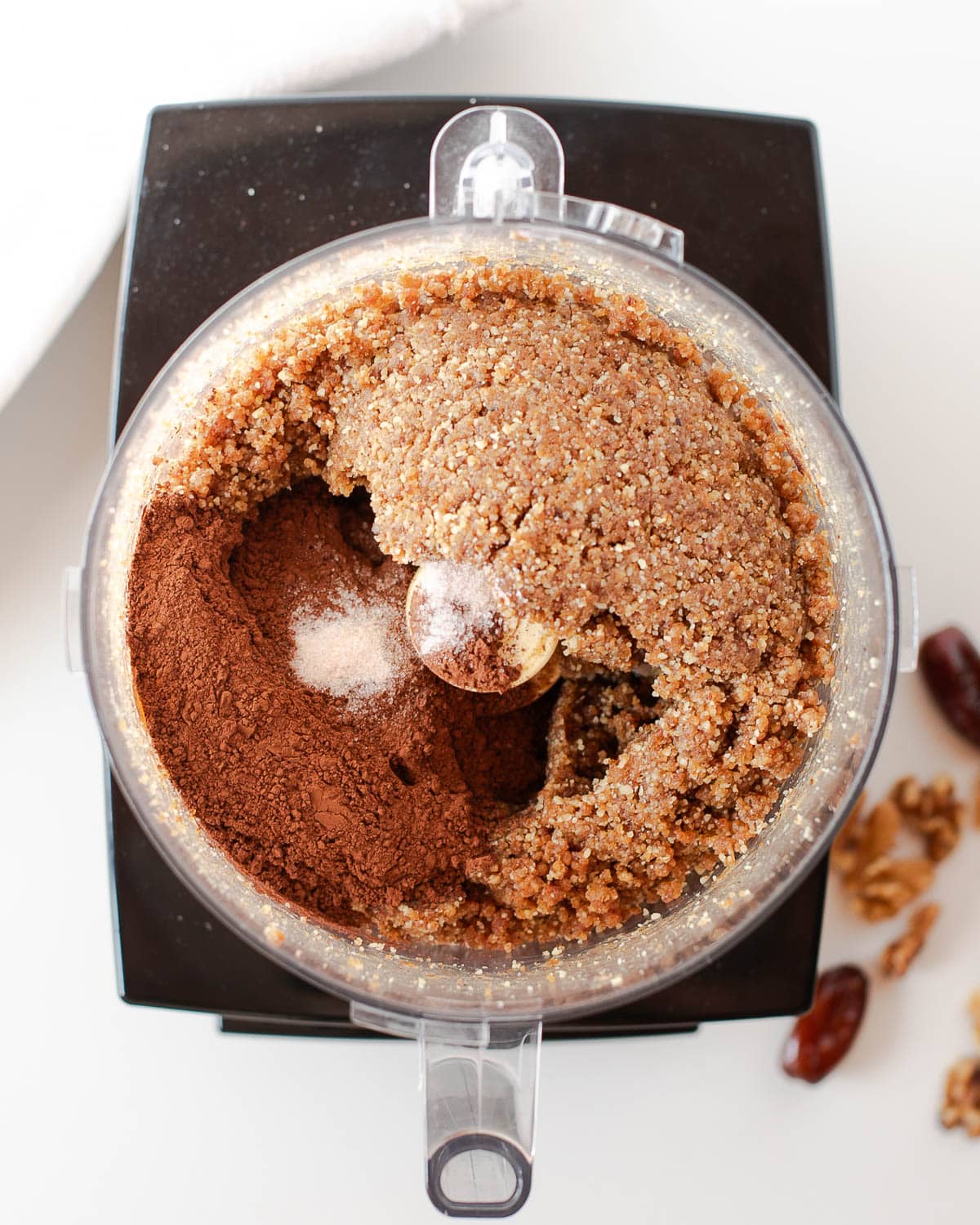 How to make healthy brownies with dates