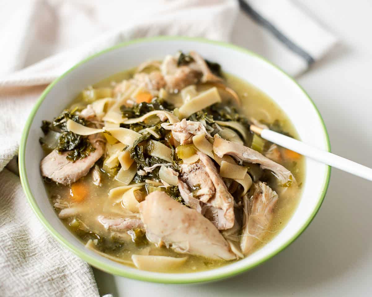 slow cooker chicken kale soup recipe
