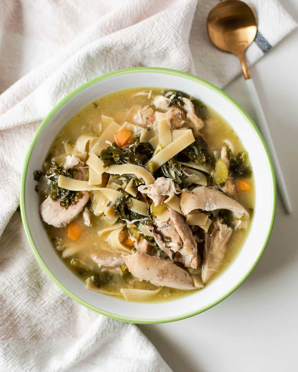 easy slow cooker chicken kale soup recipe
