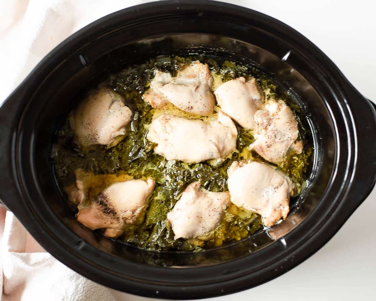 How to make crockpot chicken noodle and kale soup
