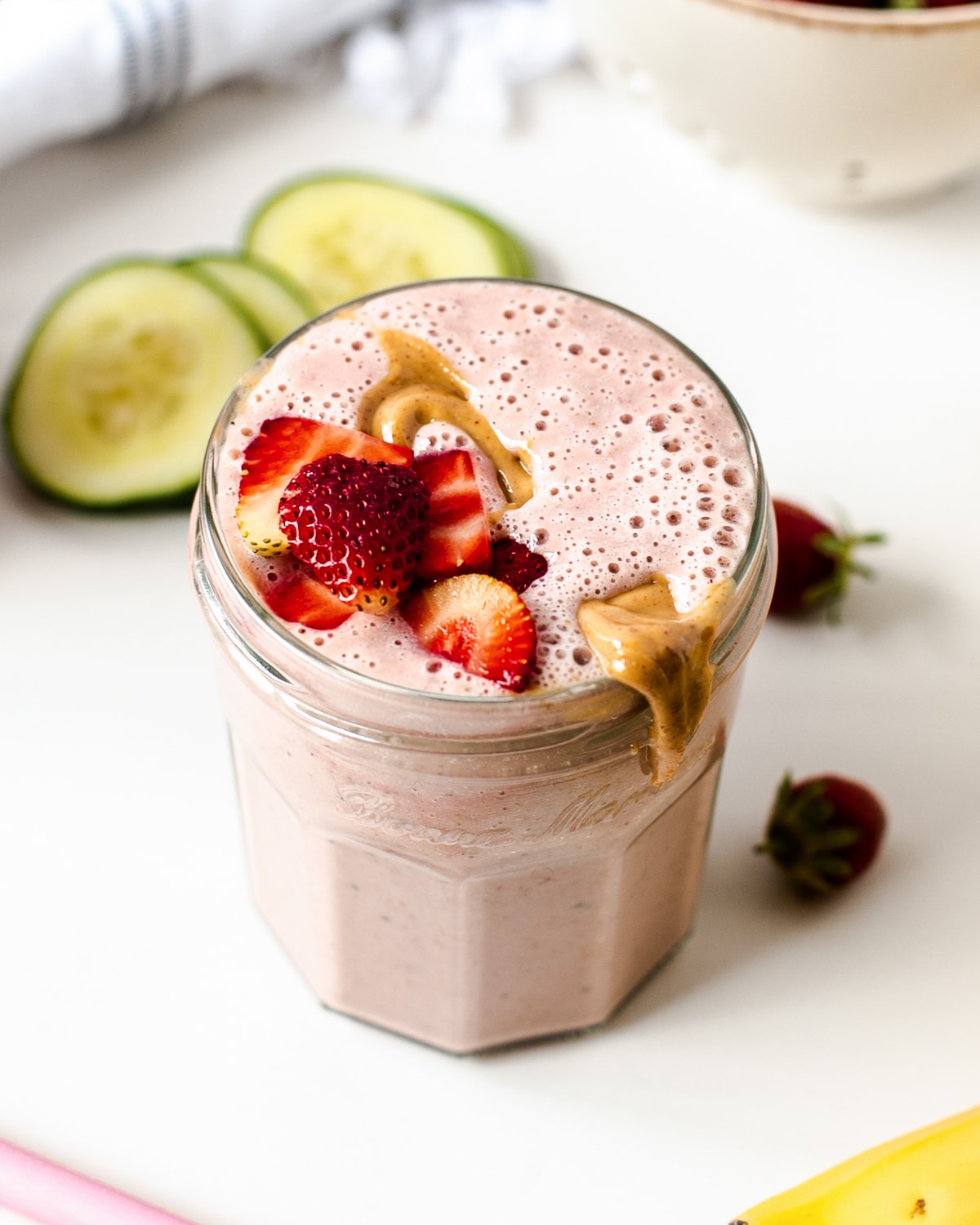 Strawberry Banana Smoothie with Peanut Butter