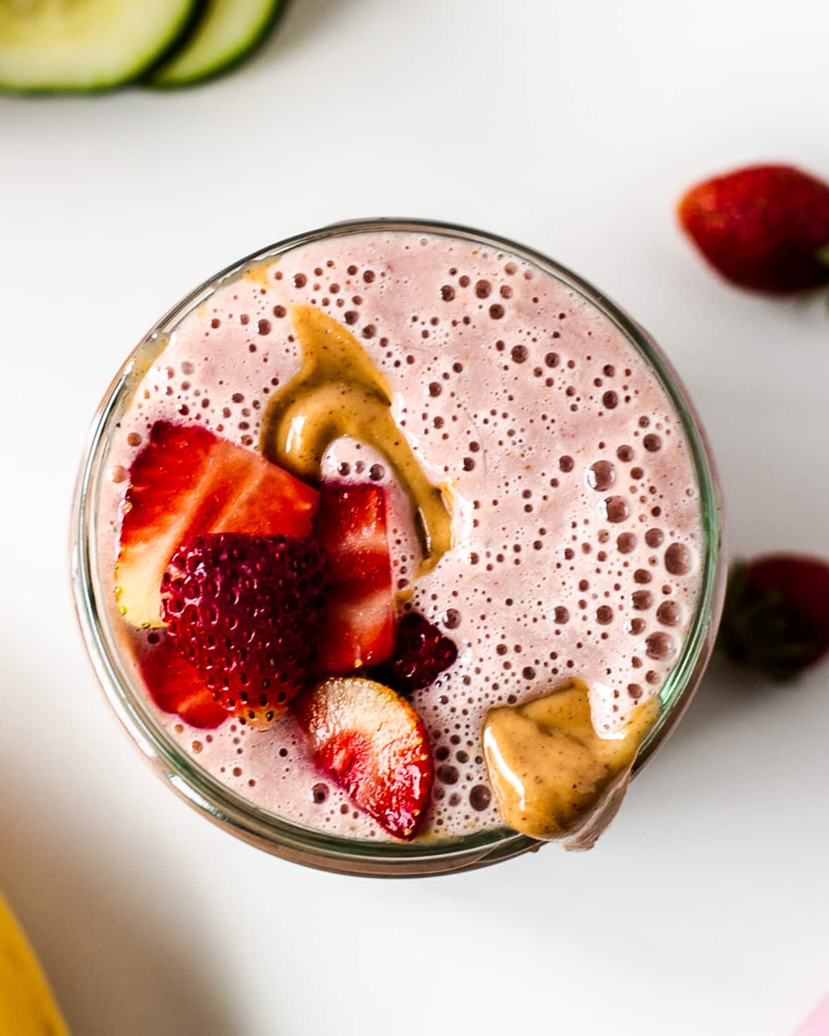 Strawberry banana peanut butter smoothie recipe