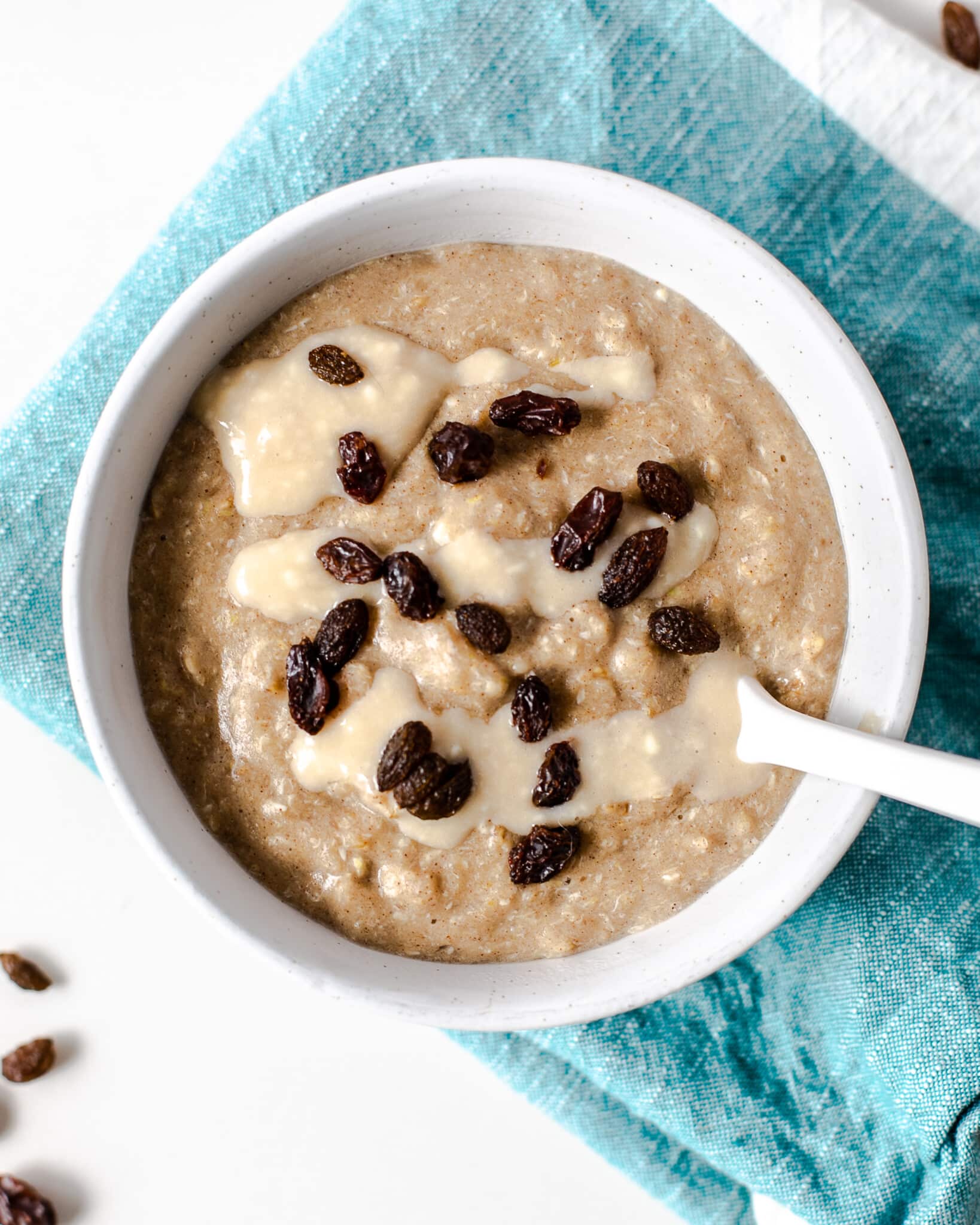 cinnamon roll protein oatmeal recipe