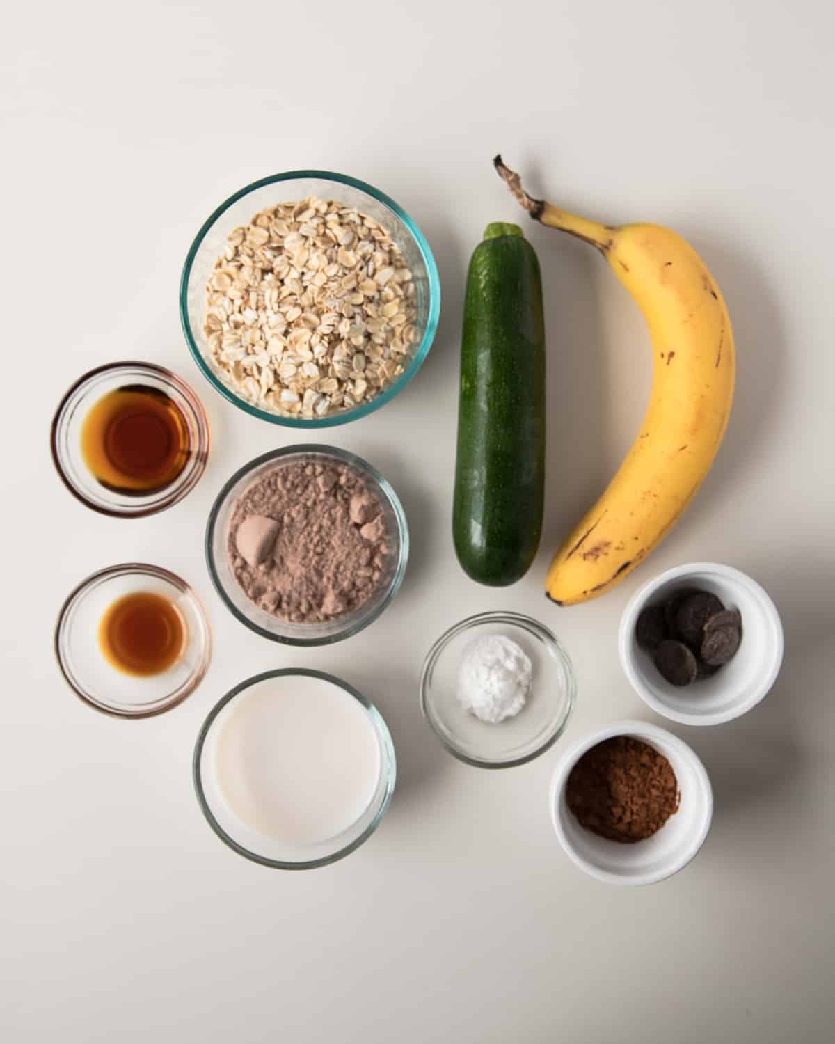 simple ingredients in baked chocolate oats