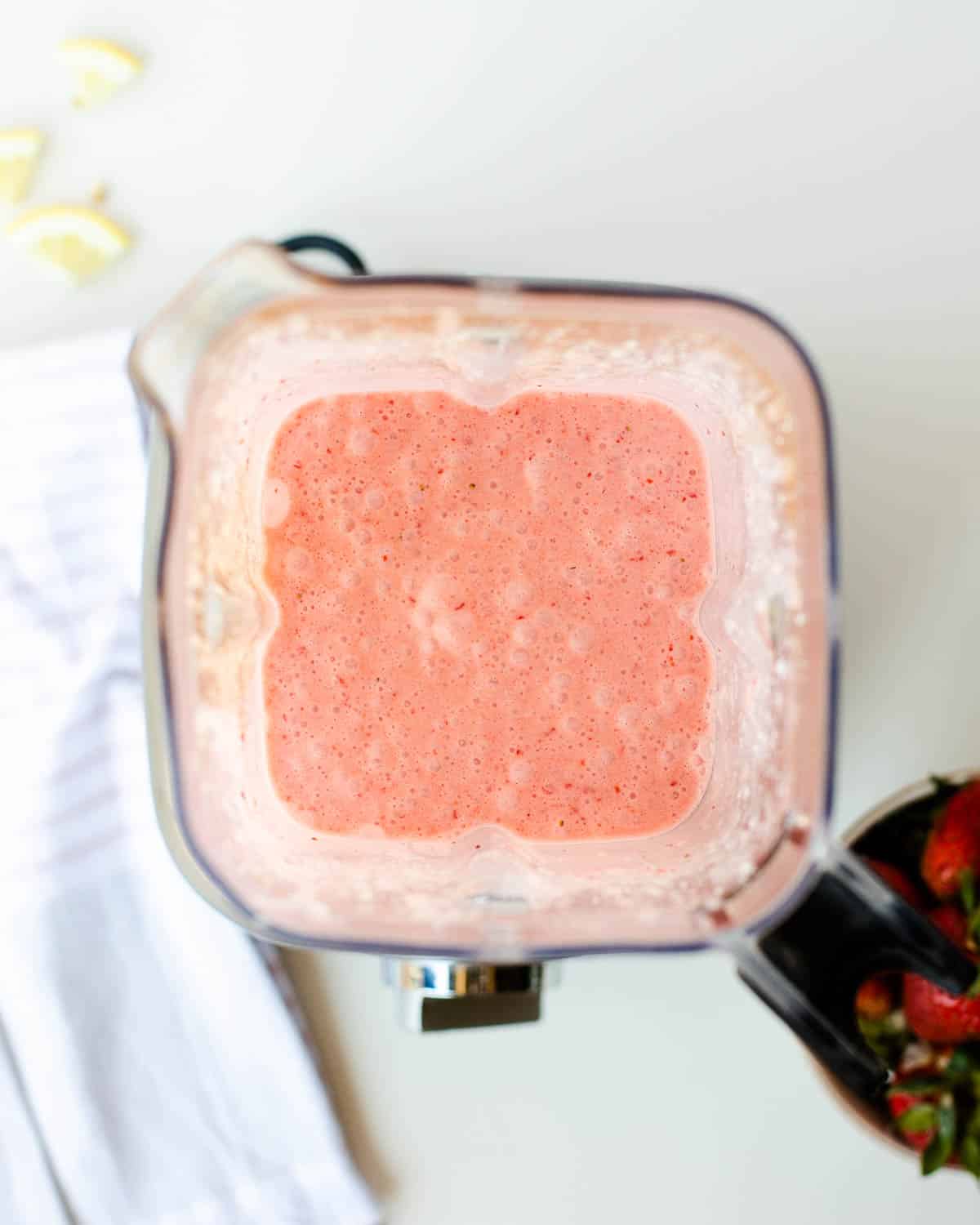 How to make healthy strawberry lemonade popsicles
