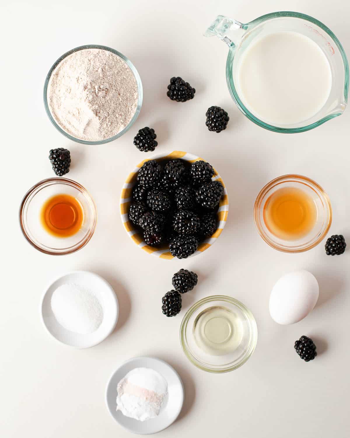 Simple ingredients for this blackberry pancake recipe