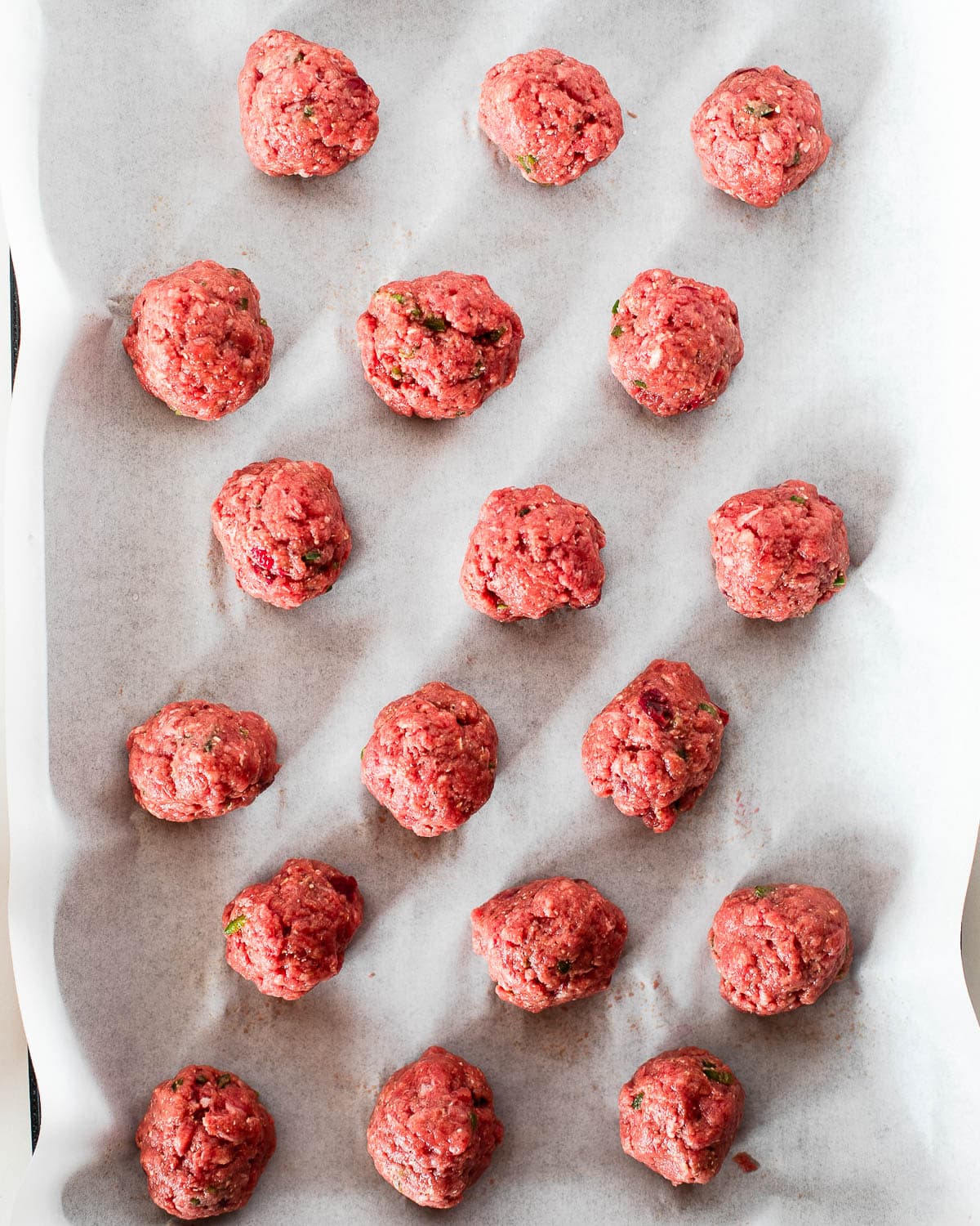 How to make tasty party cranberry jalapeno beef meatballs