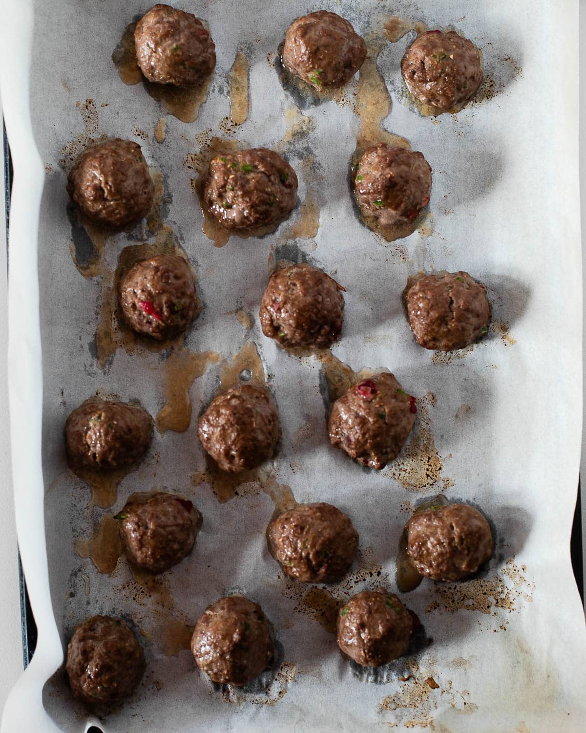 How to make tasty party cranberry jalapeno beef meatballs