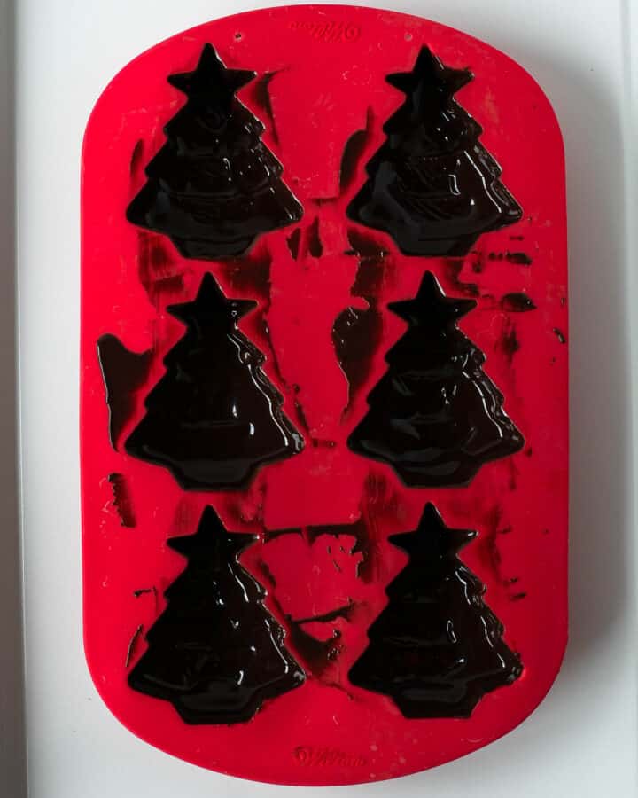 Easy Tree Shaped Christmas Hot Cocoa Bombs Recipe – Fit Mama Real Food