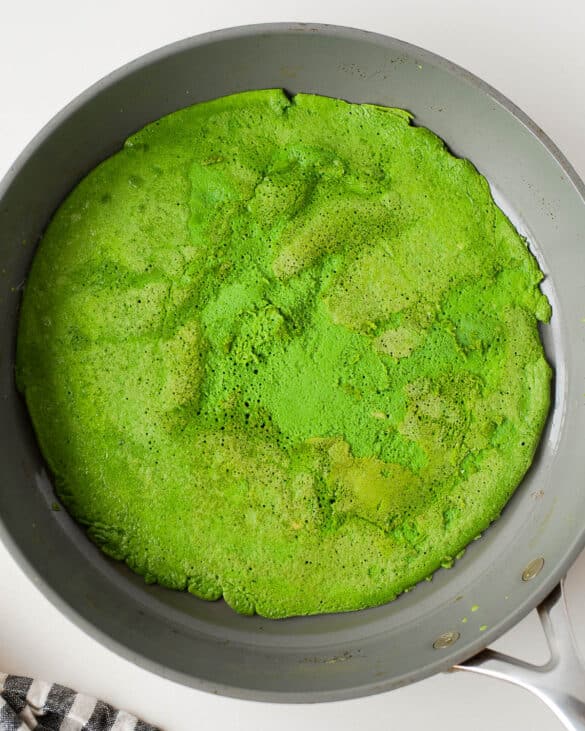 3 Ingredient Spinach Egg Wrap Easy Tortilla Recipe Fit Mama Real Food