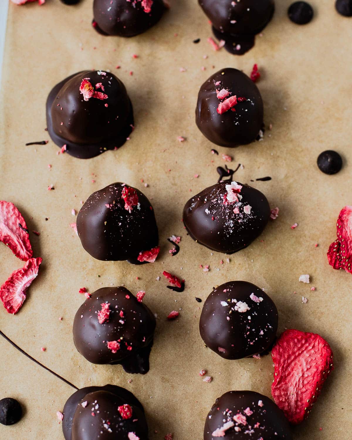 How to make strawberry protein bites