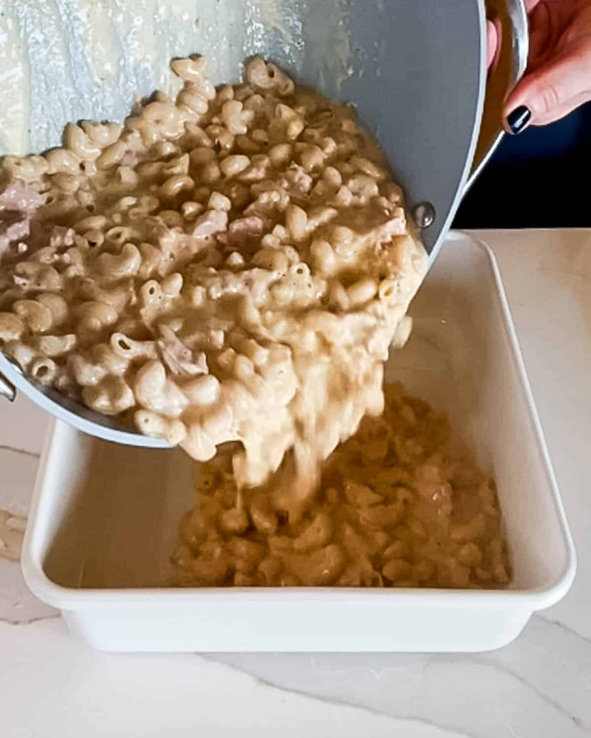How to make cheesy tuna fish pasta