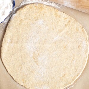 Easy 5 Ingredient Homemade Einkorn Pizza Dough Recipe