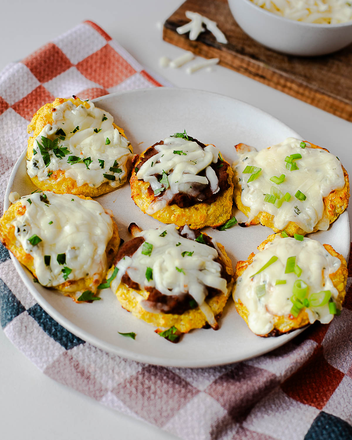 High-protein cottage cheese pizza bites with melted cheese