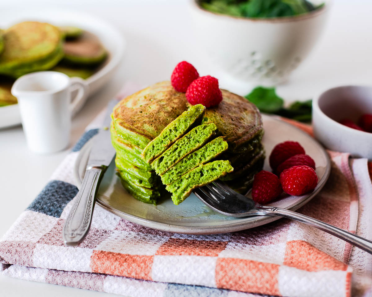 Fluffy green pancakes made with spinach and cottage cheese